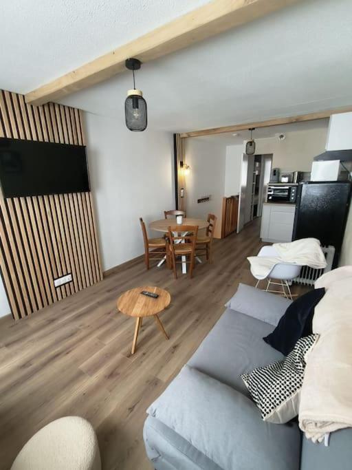 T2 Cosy Au Pied Des Pistes Apartment Bagnères-de-Bigorre Exterior foto